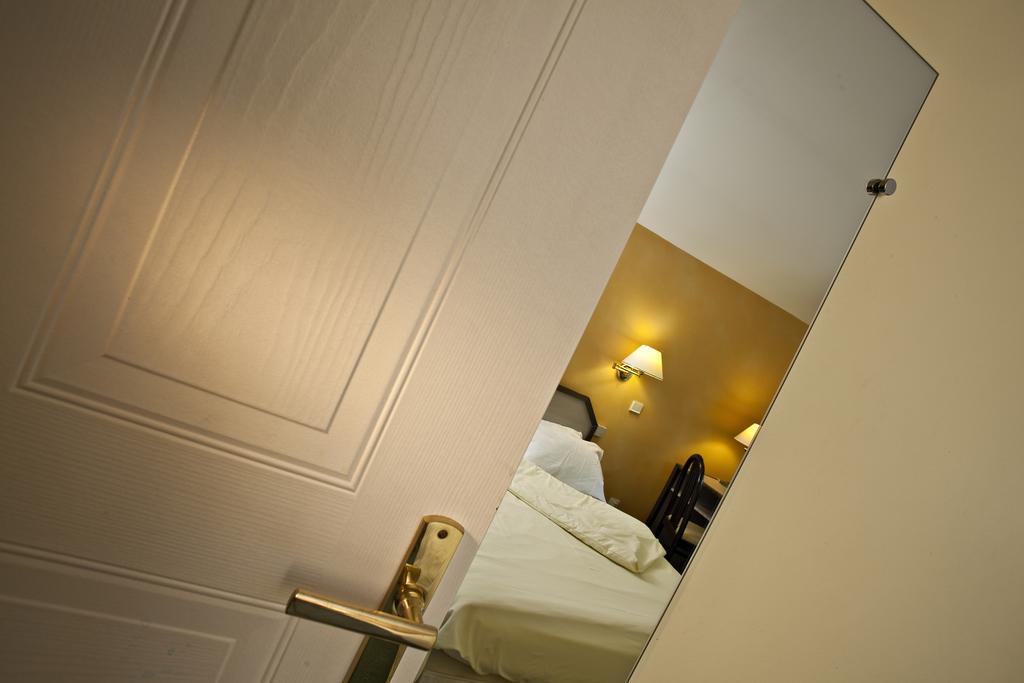 Hotel Athena 브리드레방 외부 사진
